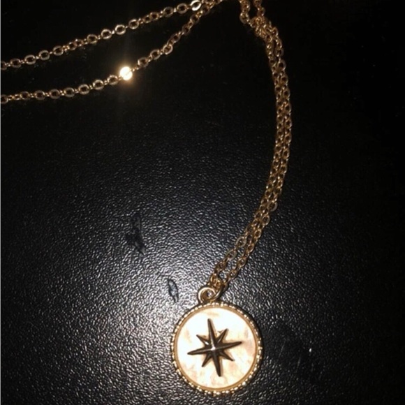 Mother of Pearl Star- White Iridescent Shell Ishtar Starburst Stainless Necklace - Picture 11 of 17